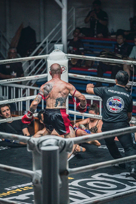 Formación de Muay Thai y boxeo en Tailandia